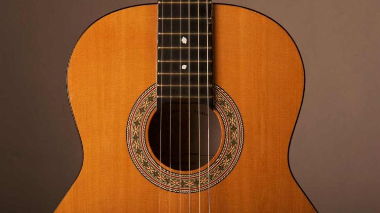 Music and Travel Podcast - Spanish Guitar (1)