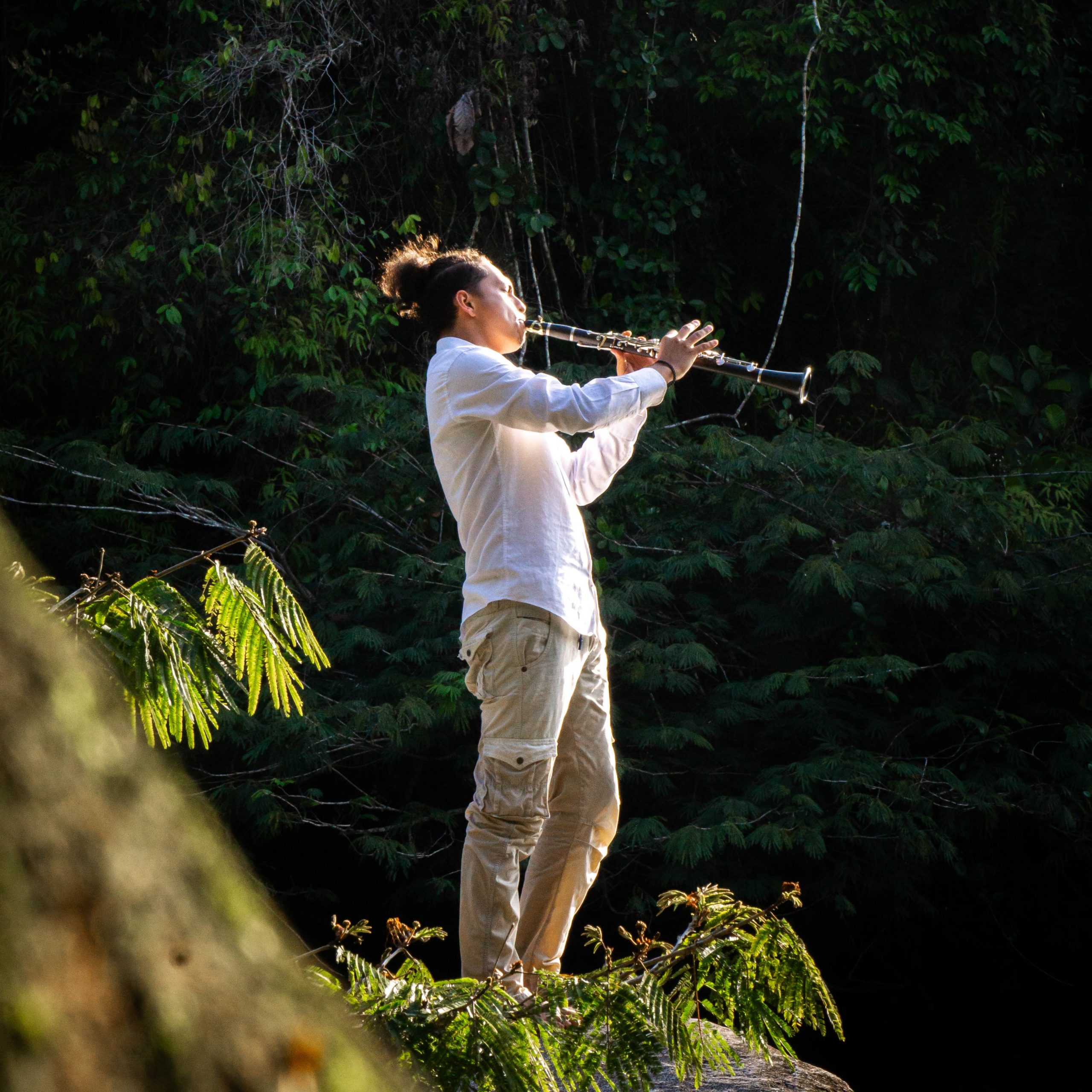 Ismelys Quevedo-Havana-Music-Tours-musician-tour-guide-Logistical-Manager-Cuba