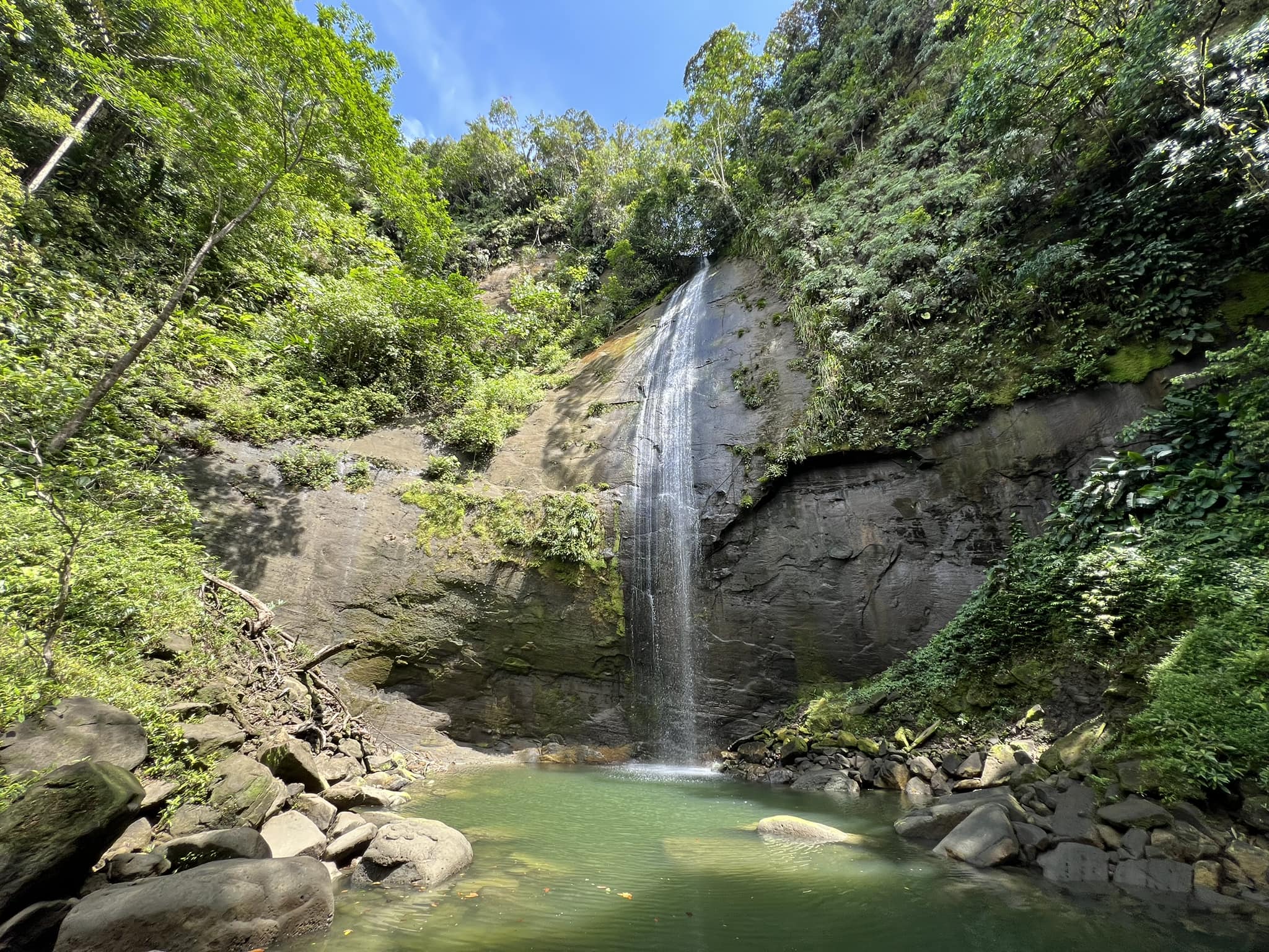 spain la rioja landscape nature mountain grapes